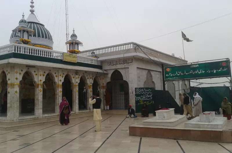 Shrine of Baba Farid Ganj Shakar- The Place of Spiritual Kingdom