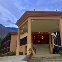 Hunza Darbar Hotel Karimabad