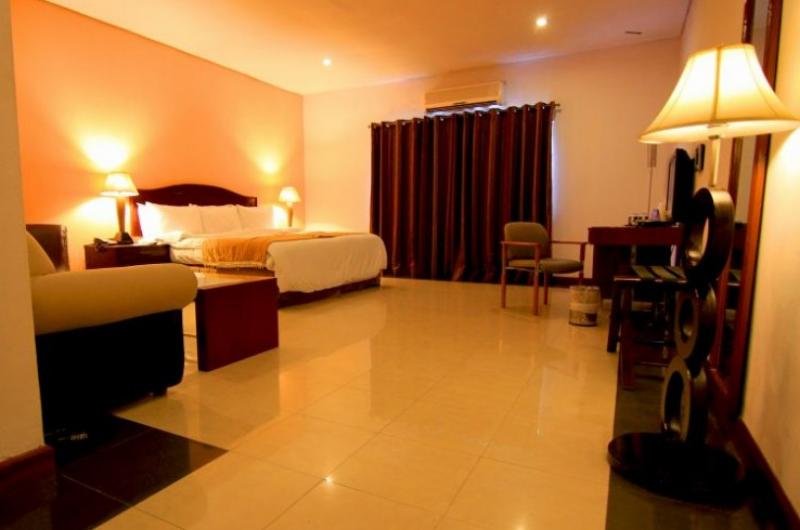 hotel-one-mall-road-lahore-Executive Room