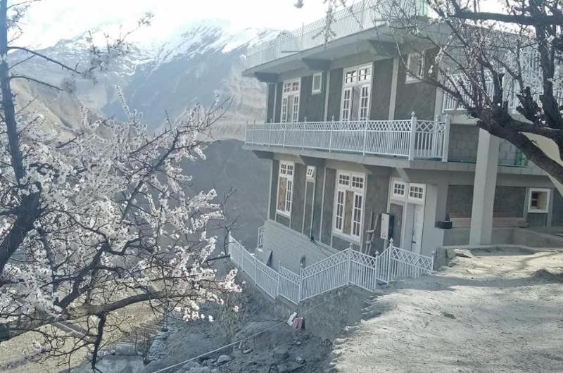 Hunza Holiday Inn