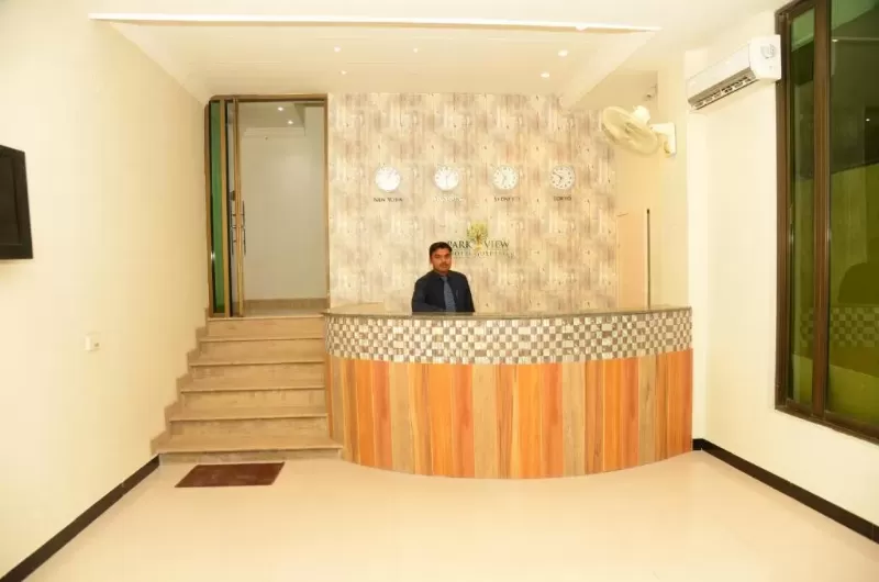 Park View Hotel Gulberg